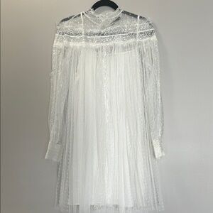 Elegant White Lace Dress
